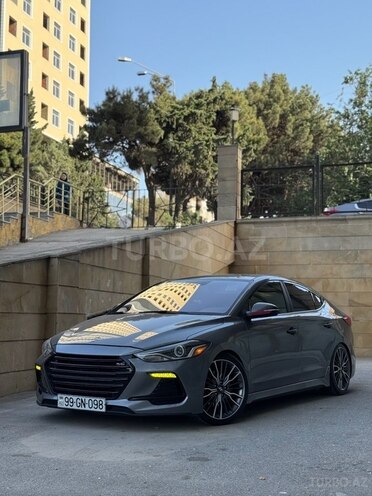 Hyundai Elantra 2018, 140,013 km - 1.6 l - Bakı