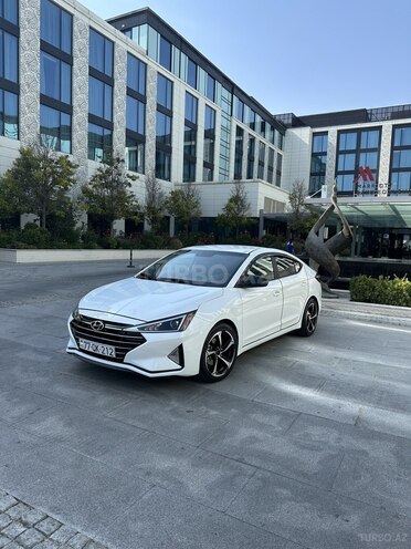 Hyundai Elantra 2019, 95,763 km - 2.0 l - Bakı