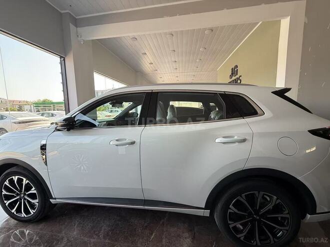 Changan Qiyuan Q05-2