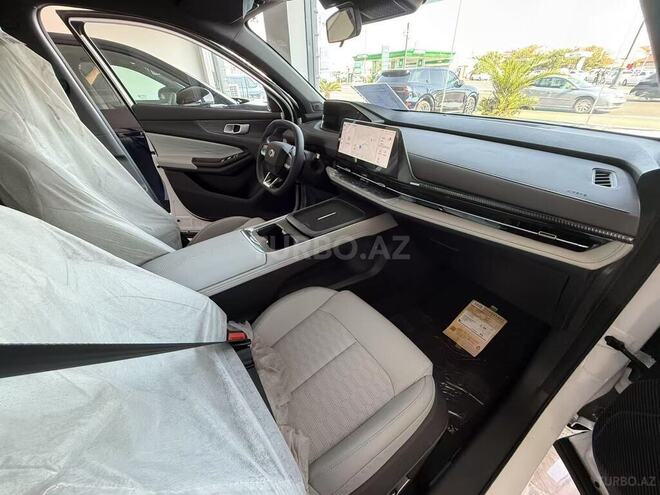 Changan Qiyuan Q05-6