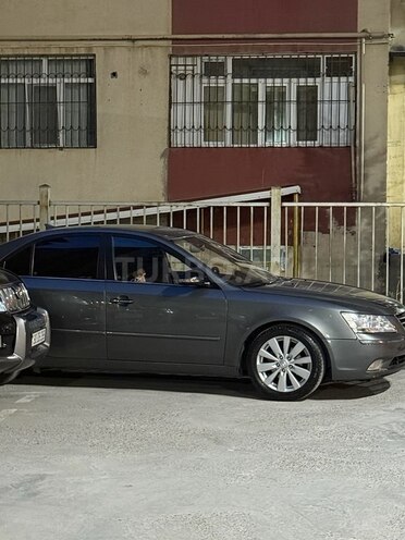 Hyundai Sonata-9