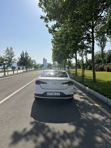 Hyundai Elantra 2019, 95,763 km - 2.0 l - Bakı