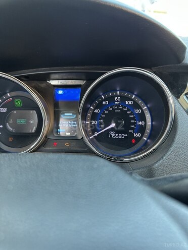 Hyundai Sonata-10