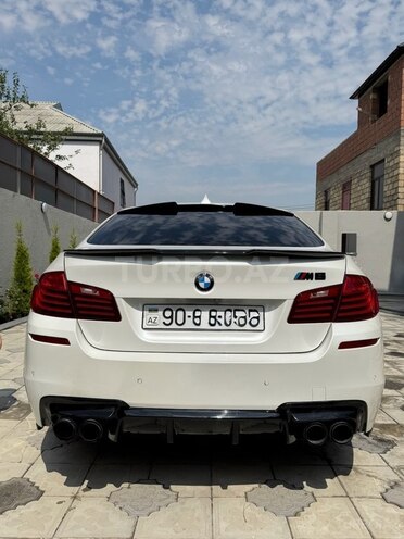 BMW 528 2014, 180,000 km - 2.0 l - Bakı