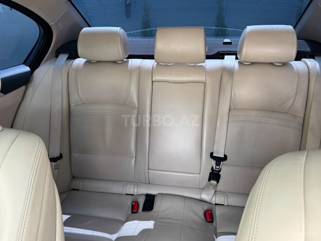 BMW 528 2014, 180,000 km - 2.0 l - Bakı