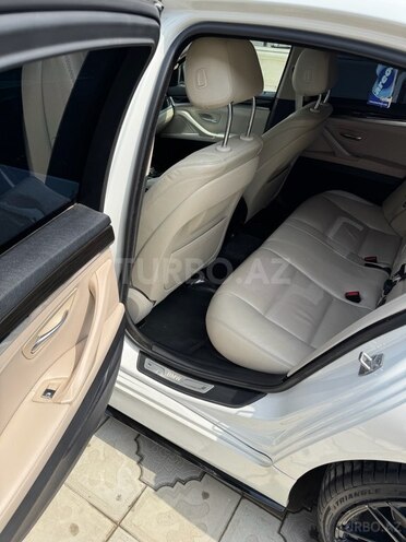 BMW 528 2014, 180,000 km - 2.0 l - Bakı