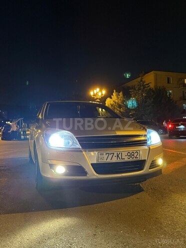 Opel Astra 2004, 180,000 km - 1.4 l - Bakı
