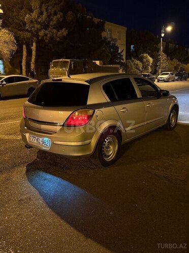 Opel Astra 2004, 180,000 km - 1.4 l - Bakı