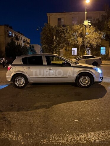 Opel Astra 2004, 180,000 km - 1.4 l - Bakı