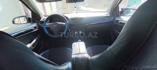 Opel Astra 2004, 180,000 km - 1.4 l - Bakı
