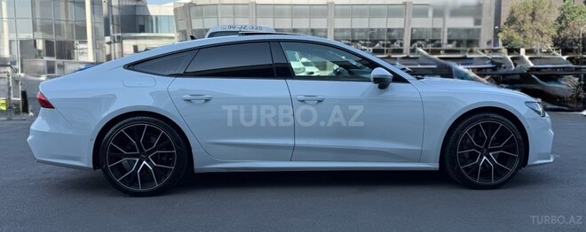 Audi A7 2018, 130,000 km - 2.0 л - Bakı
