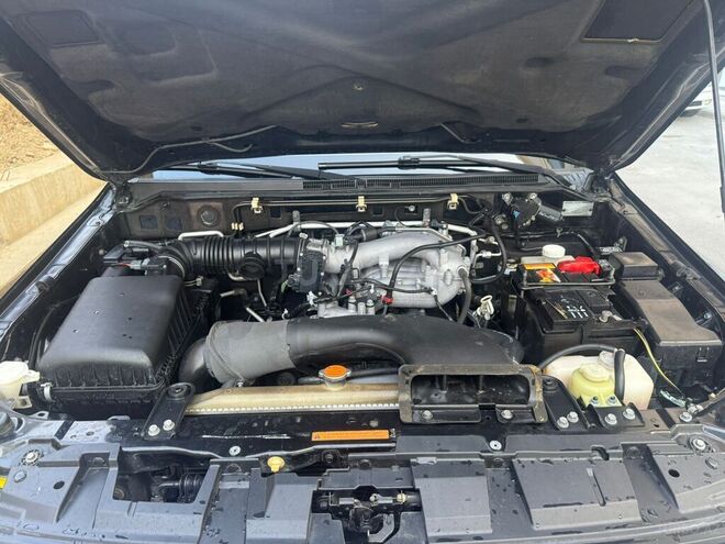 Mitsubishi Pajero 2007, 196,000 km - 3.0 l - Bakı
