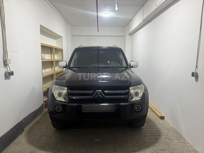 Mitsubishi Pajero 2007, 196,000 km - 3.0 l - Bakı