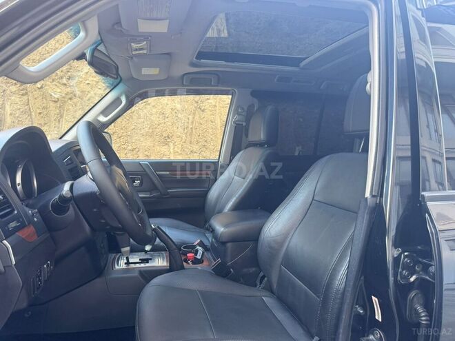 Mitsubishi Pajero 2007, 196,000 km - 3.0 l - Bakı
