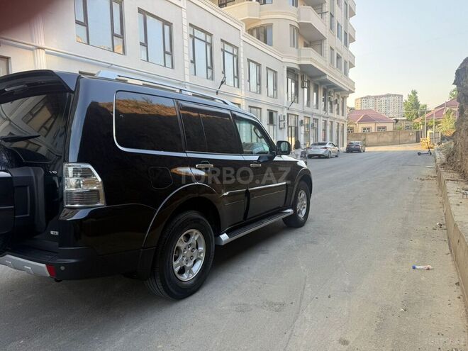 Mitsubishi Pajero 2007, 196,000 km - 3.0 l - Bakı