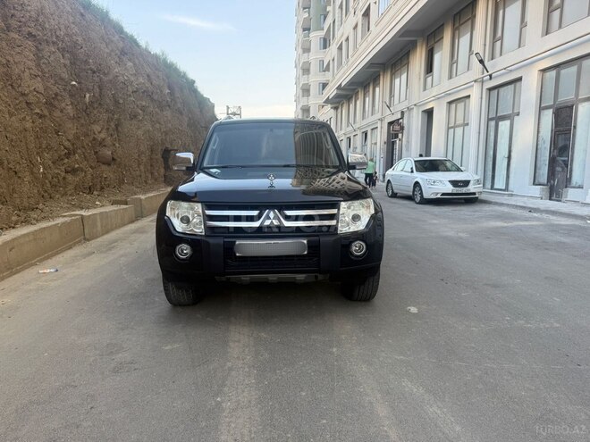 Mitsubishi Pajero 2007, 196,000 km - 3.0 l - Bakı
