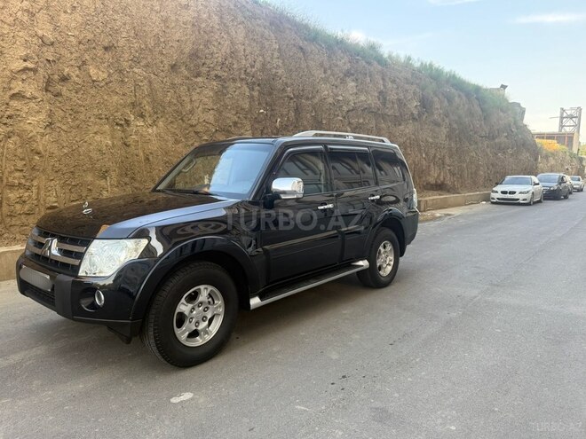 Mitsubishi Pajero 2007, 196,000 km - 3.0 l - Bakı