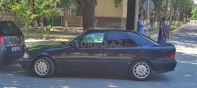 Mercedes C 220 d 1999, 675,000 km - 2.2 l - Sumqayıt