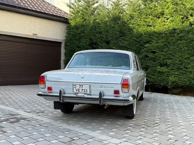 GAZ 24 1982, 63,000 km - 2.4 l - Bakı