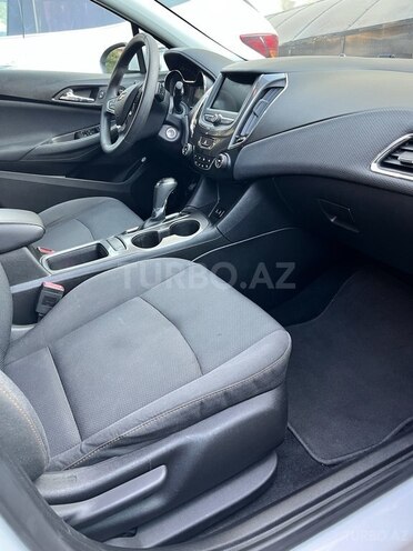 Chevrolet Cruze 2018, 211,817 km - 1.4 л - Bakı