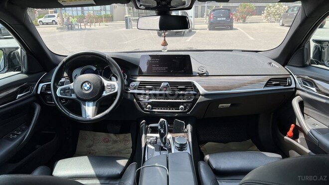 BMW 530-8