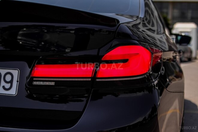 BMW 530-5