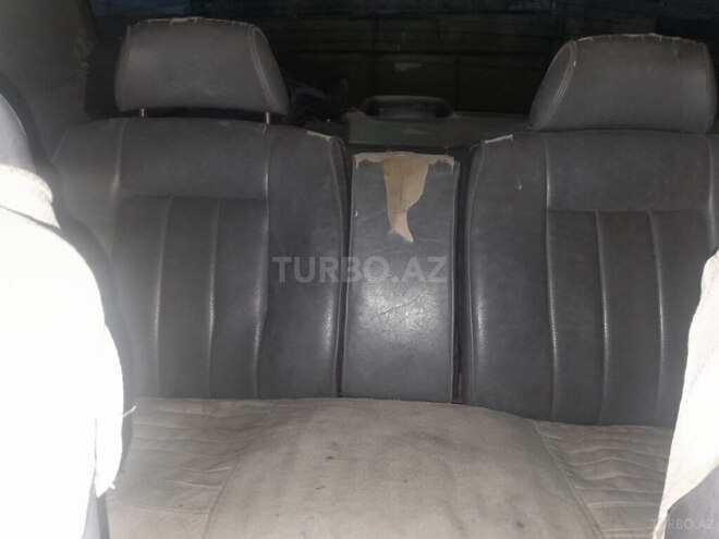 GAZ 3110 1999, 256,000 km - 2.3 l - Goranboy
