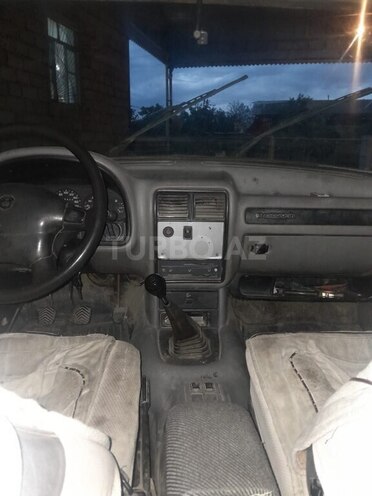 GAZ 3110 1999, 256,000 km - 2.3 l - Goranboy