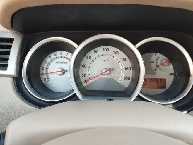 Nissan Tiida 2011, 230,000 km - 1.6 l - Bakı