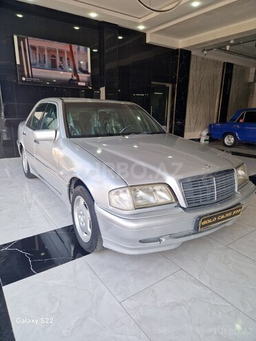 Mercedes C 200-4