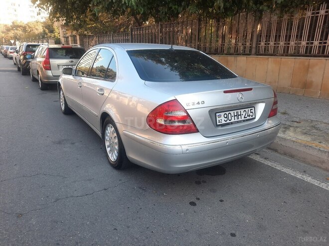 Mercedes E 240 2002, 286,000 km - 2.6 l - Bakı
