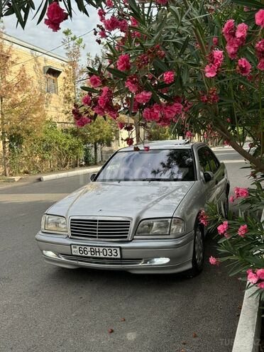 Mercedes C 200 1998, 377,000 km - 2.0 l - Yevlax