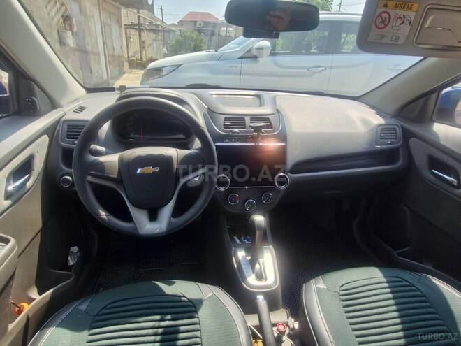 Chevrolet Cobalt-8
