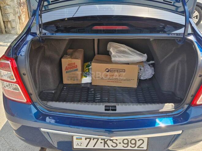 Chevrolet Cobalt-13