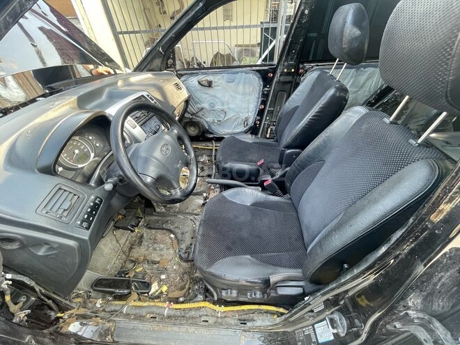 Hyundai Tucson 2006, 247,000 km - 2.0 l - Goranboy