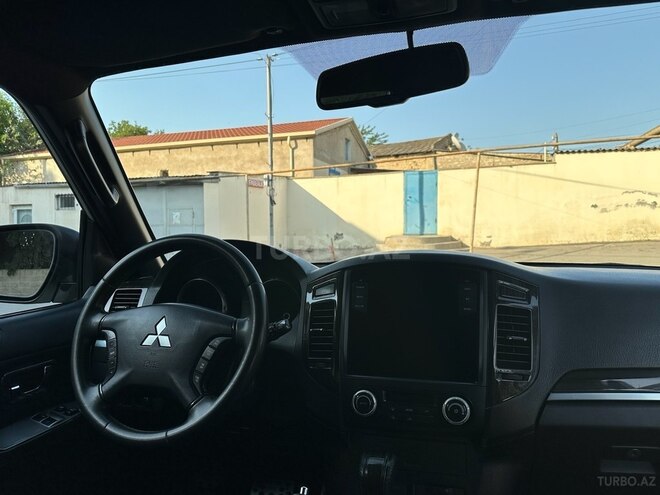 Mitsubishi Pajero 2007, 286,000 km - 3.0 л - Bakı