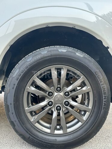 Mitsubishi Pajero 2007, 286,000 km - 3.0 л - Bakı