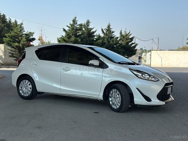 Toyota Aqua 2019, 148,000 km - 1.5 л - Bakı