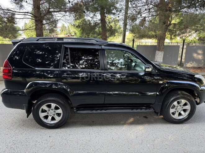 Toyota Land Cruiser Prado-5