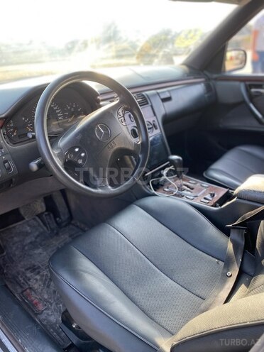 Mercedes E 220 d 2000, 350,000 km - 2.2 l - Bakı