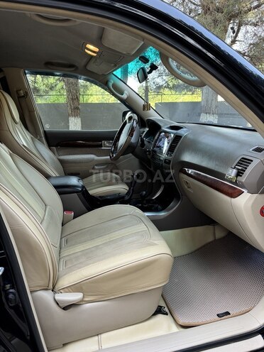 Toyota Land Cruiser Prado-7