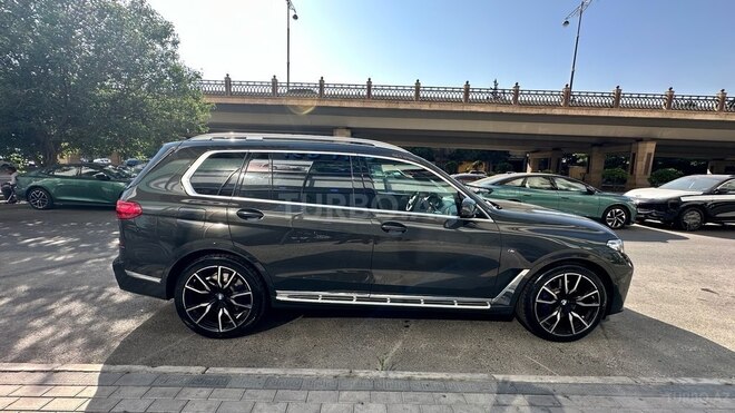 BMW X7-5