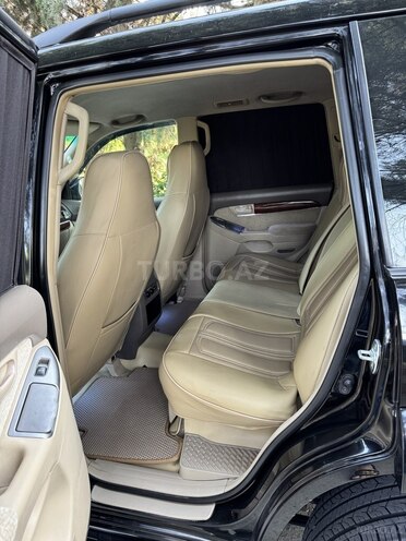 Toyota Land Cruiser Prado-10