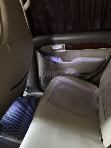 Toyota Land Cruiser Prado-12