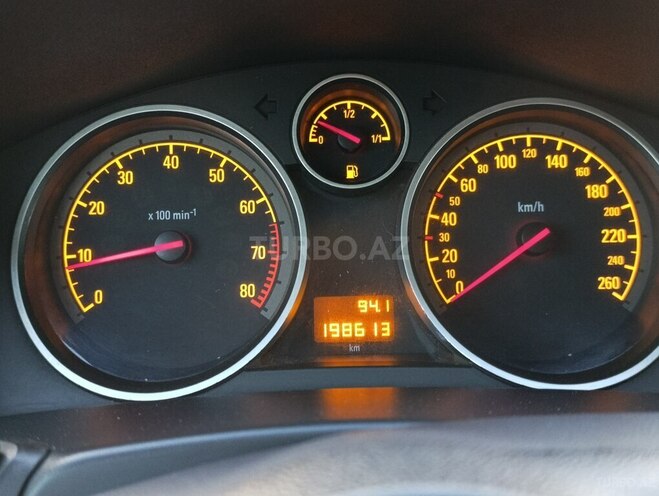 Opel Astra 2009, 198,000 km - 1.4 l - Bakı
