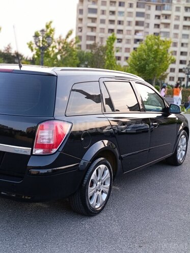 Opel Astra 2009, 198,000 km - 1.4 l - Bakı