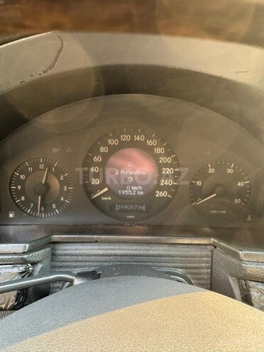 Mercedes E 220 d 2003, 390,000 km - 2.2 l - Bakı