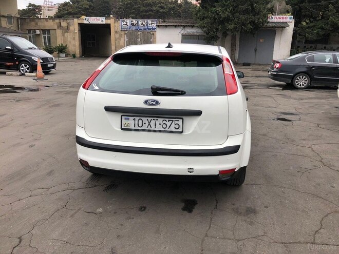 Ford Focus 2005, 300,000 km - 1.6 l - Bakı