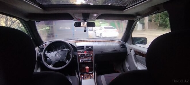 Mercedes C 230 2000, 236,565 km - 2.3 l - Bakı