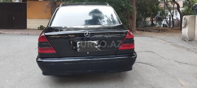 Mercedes C 230 2000, 236,565 km - 2.3 l - Bakı